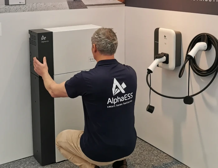 fe03b088d339734b864016b23020cecdcb3a82b6-1680x1844